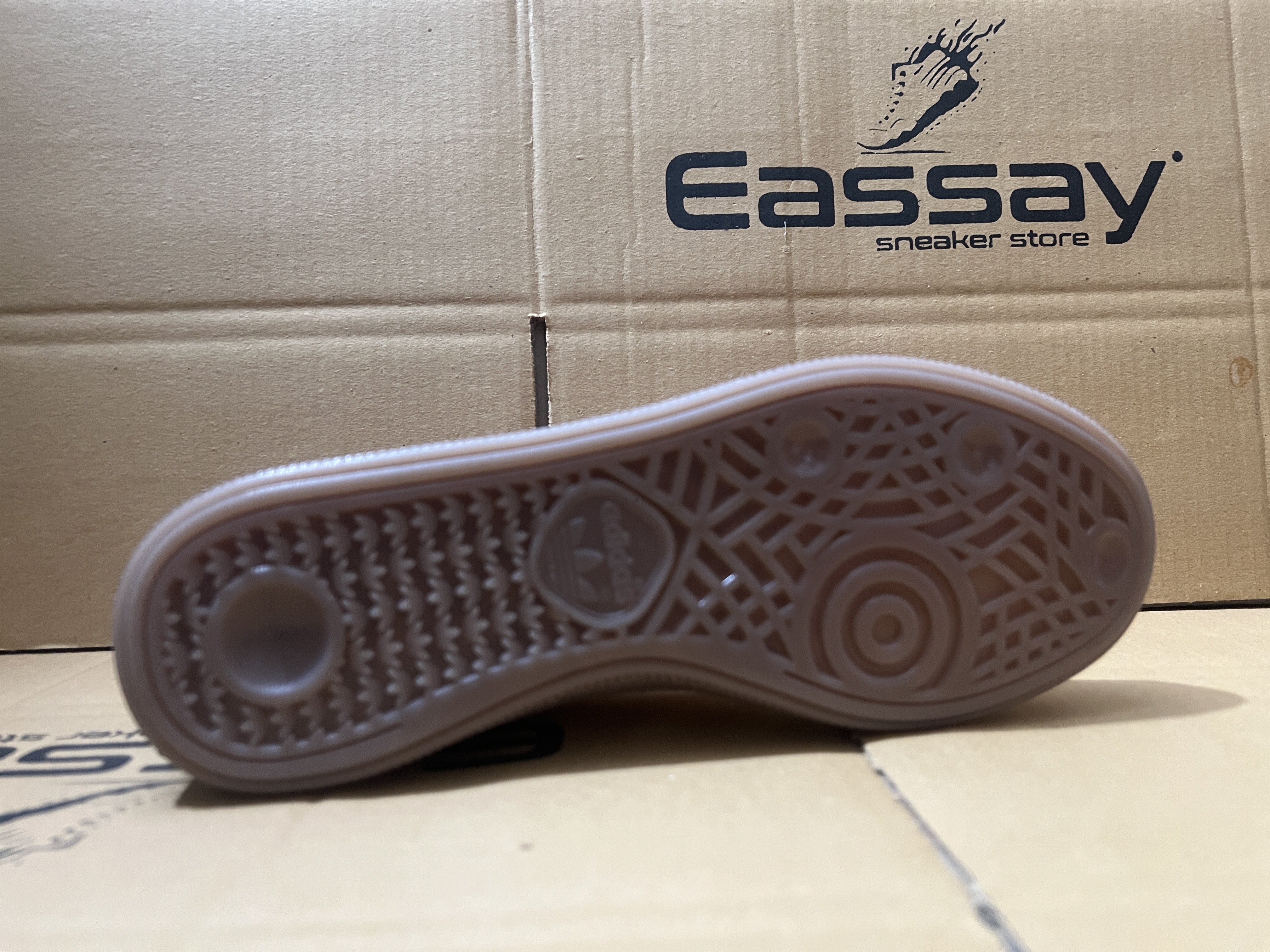 Adidas Spezial Red for Unisex sneakers_img_2