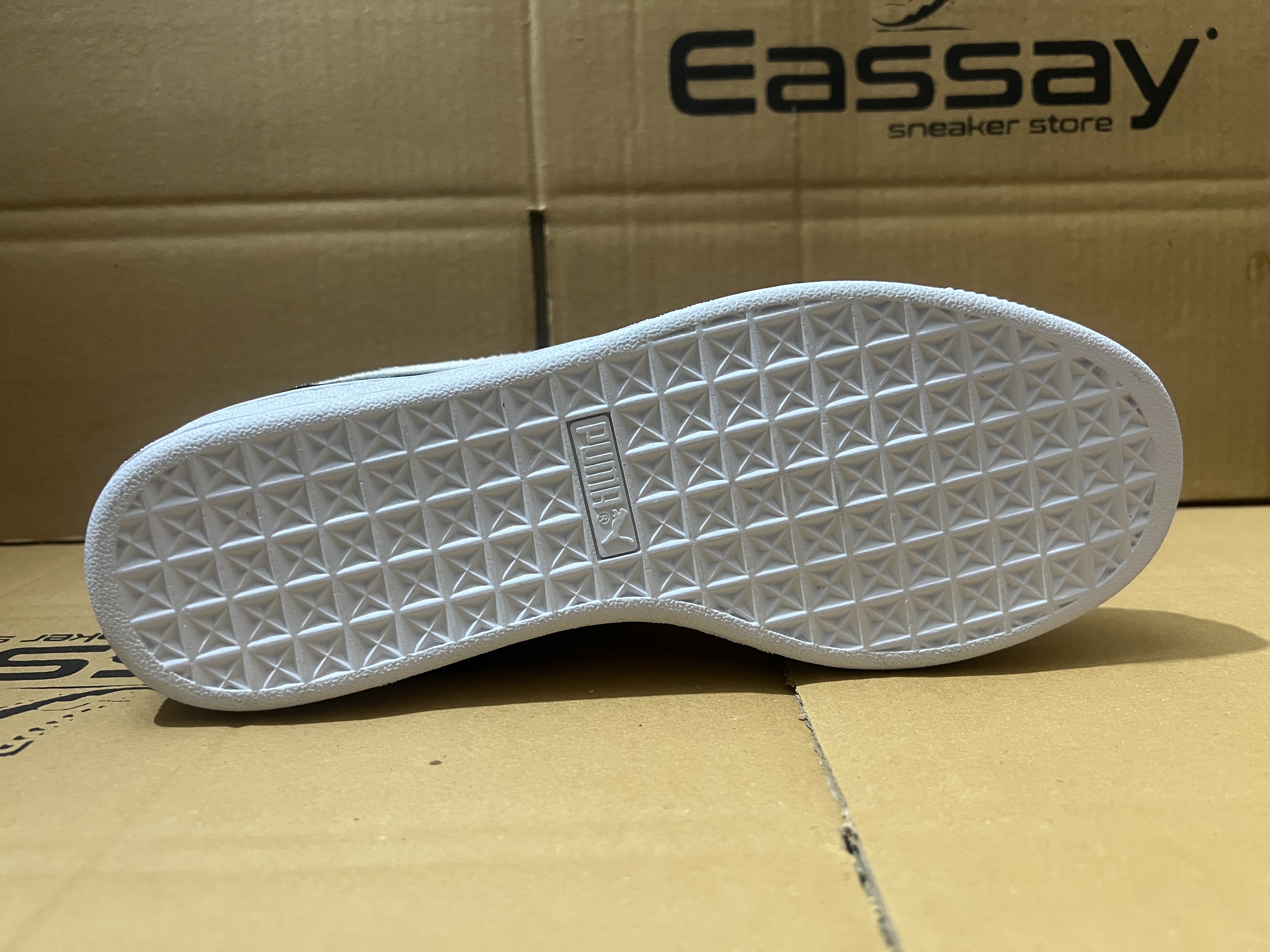 Puma Suede Classic Black for Men_img_3