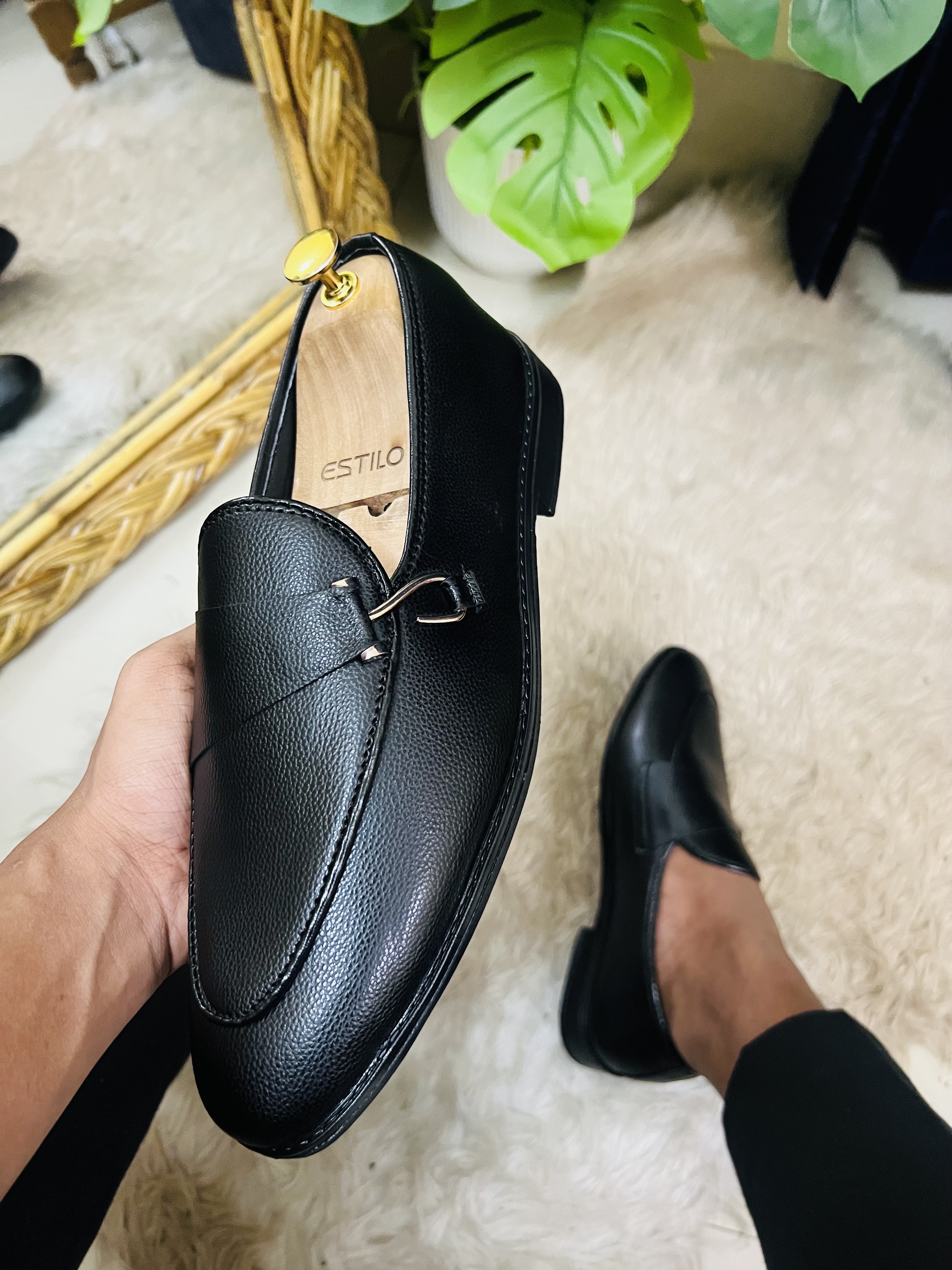 The Noir Icons_img_0