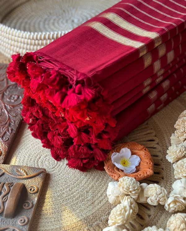 রক্তিম বধূ