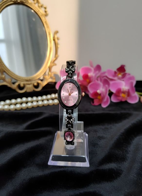 Titan Girls watch - Image 3