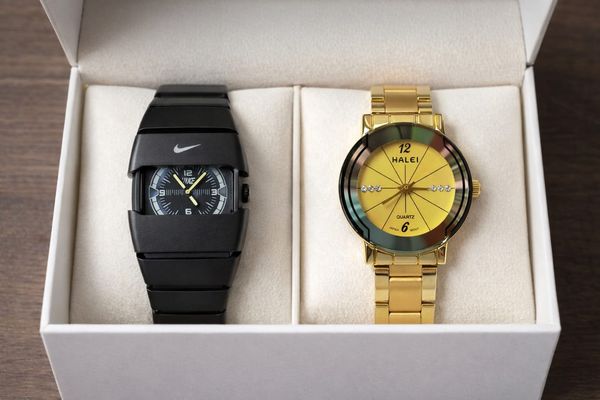 Couple Watch Gift Set - Image 2