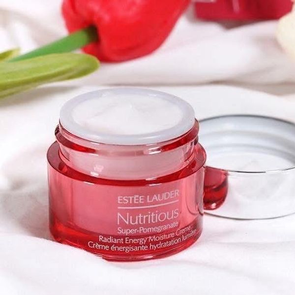 Estée Lauder Nutritious Super-Pomegranate Radiant Energy Moisturizer Creme- 50ml - Image 3