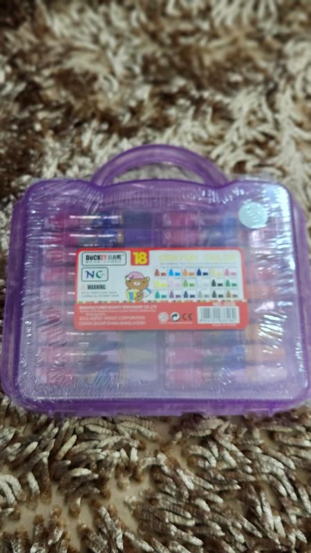 Non - Toxic 18 pics Colour Box