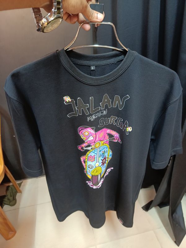 Street Surga // unisex // Black oversized tee - Image 2