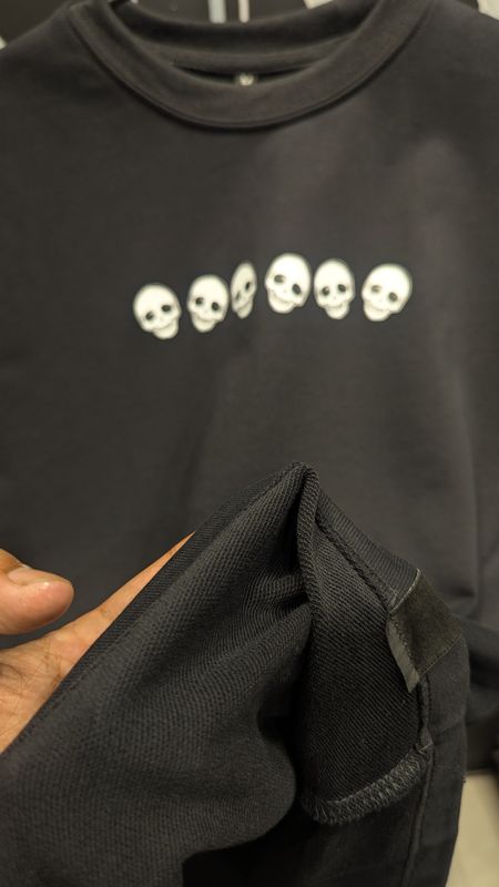 Skull Parade// Unisex // BLACK Oversized tee - Image 2