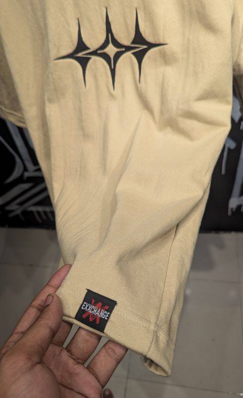 Lightning Rift // Unisex //Off white//Oversized tee - Image 2