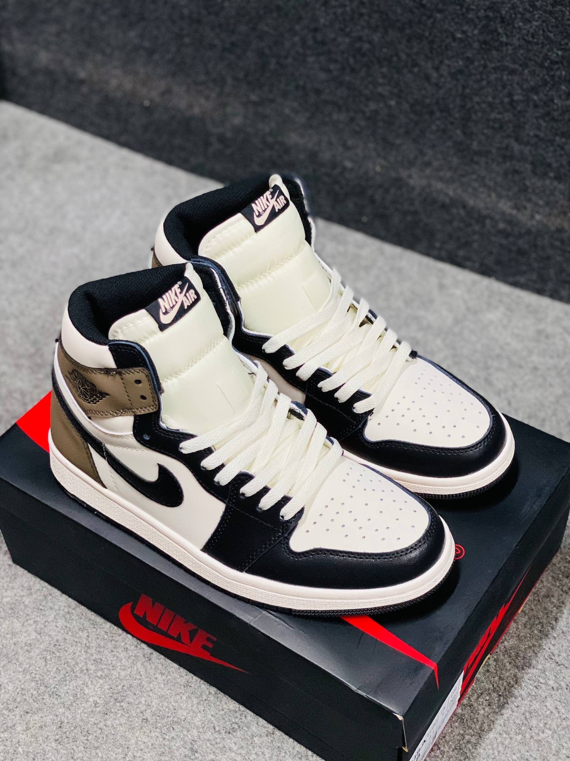 Air jordan 1 mocha | F S Kho_img_0