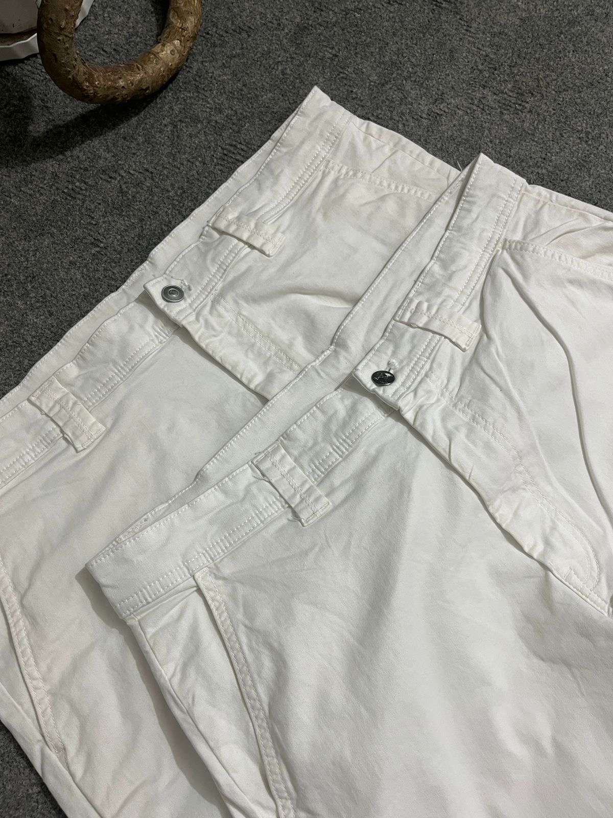 MILK WHITE SEMI BAGGY_img_1