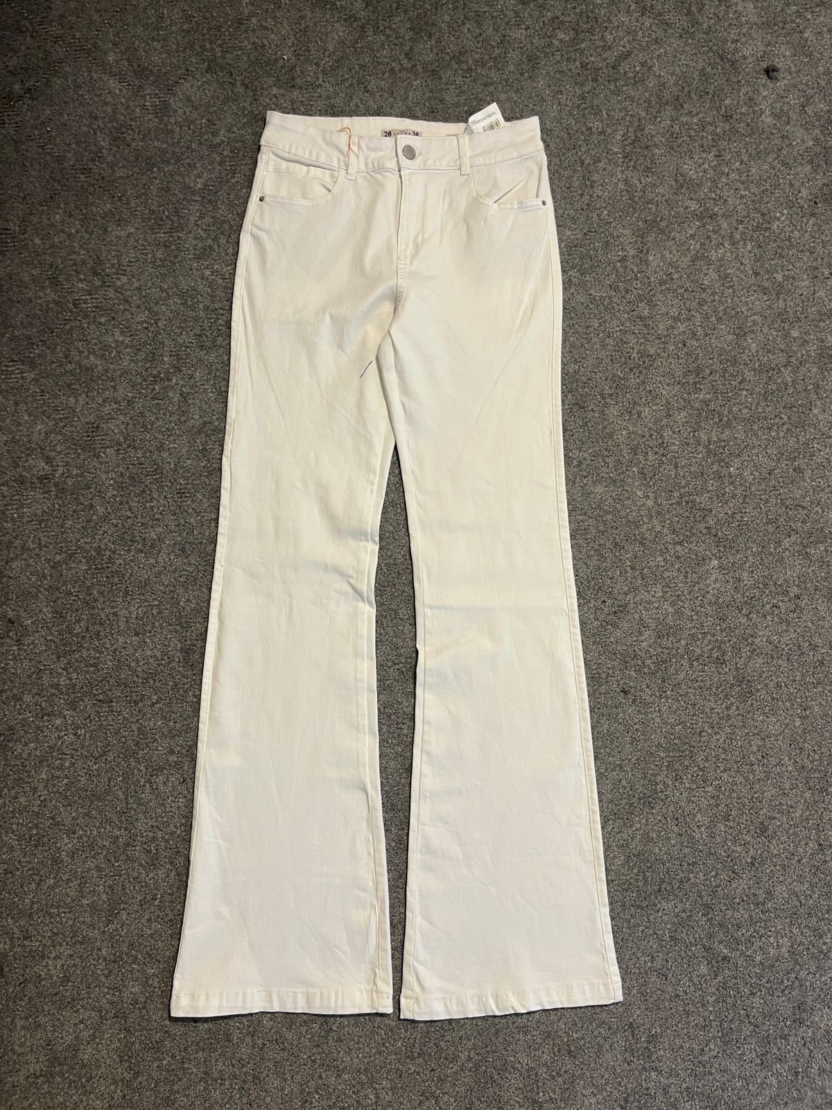 WHITE BOOTCUT PANTS