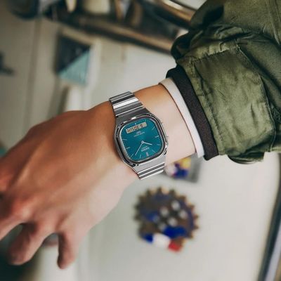 CASIO VINTAGE DUAL TIMER TEAL BLUE DIAL WATCH | AQ-240E-3ADF_img_3