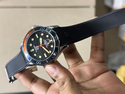 TAG HEUER AQUARACER FIBER BELT TWO TONE BEZEL BLACK DIAL SWEEP_img_0