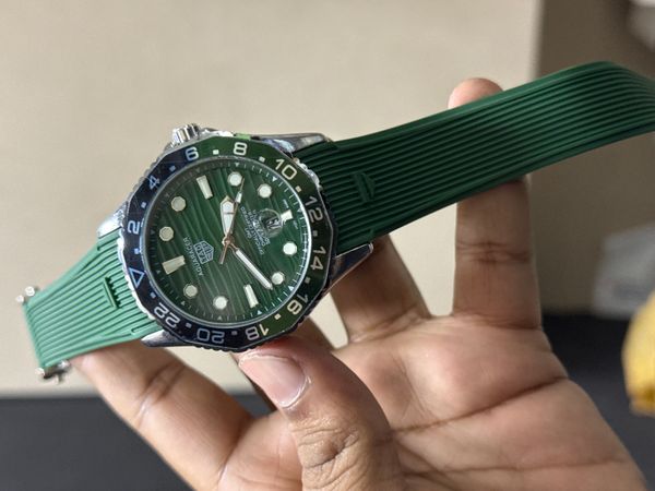 TAG HEUER AQUARACER FIBER BELT GREEN DIAL SWEEP