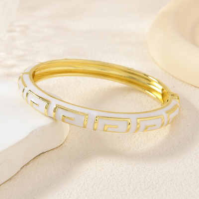 Spiral - white_img_0