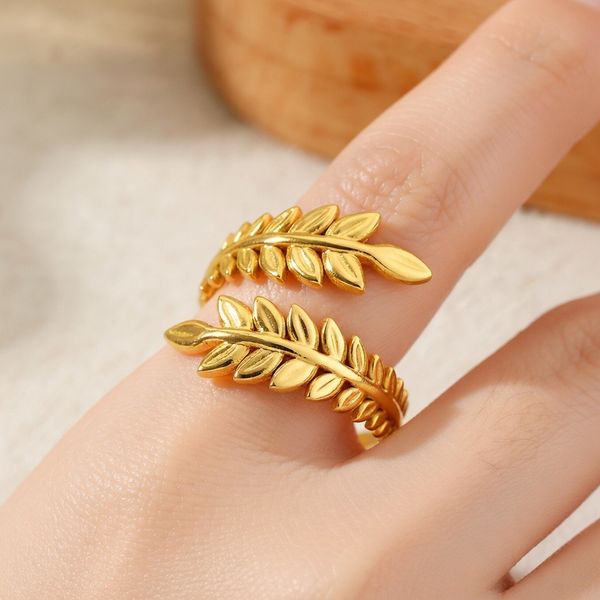 Leaf Drift Ring