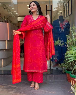 premium Pakistani embroidery panel work three piece_img_4