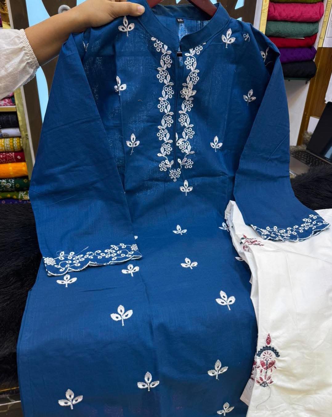 ARZO 2PC ( FARSHI SHALWAR) - Image 2