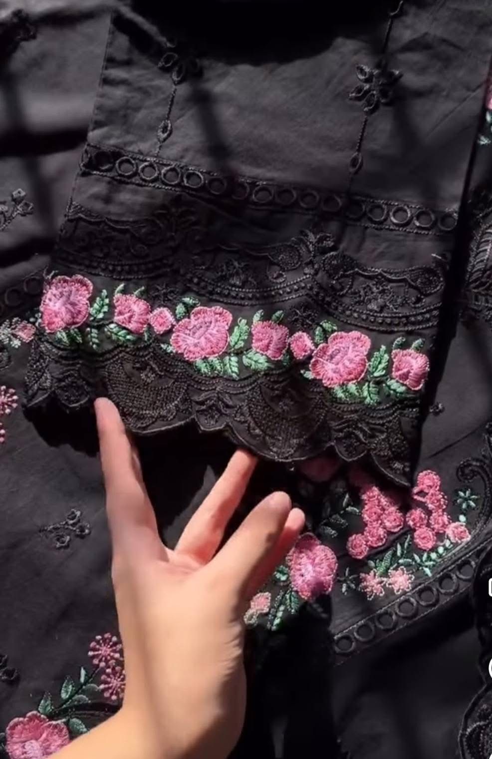 BLACK-  Grace 2 pcs - Image 7