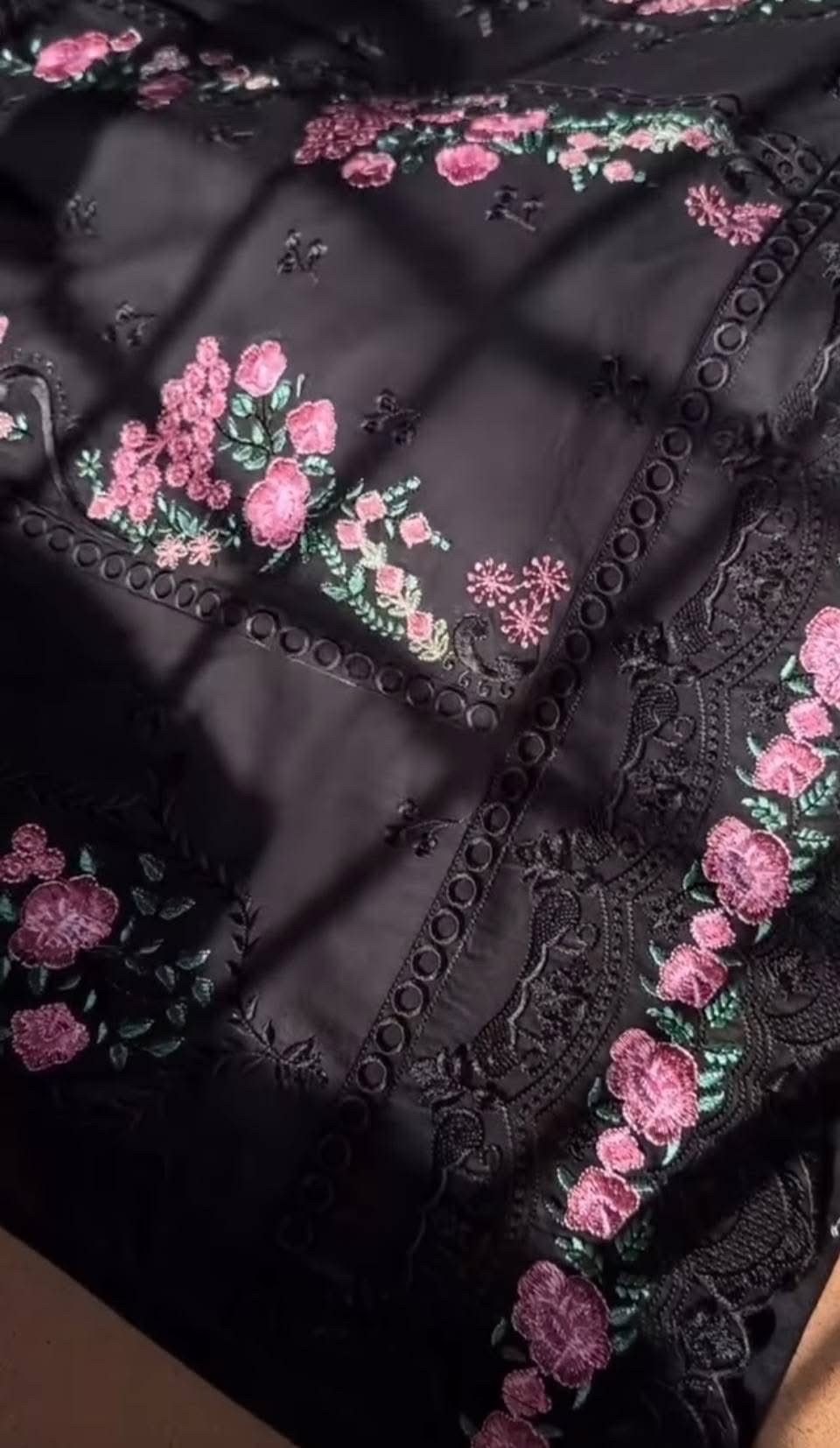 BLACK-  Grace 2 pcs - Image 3