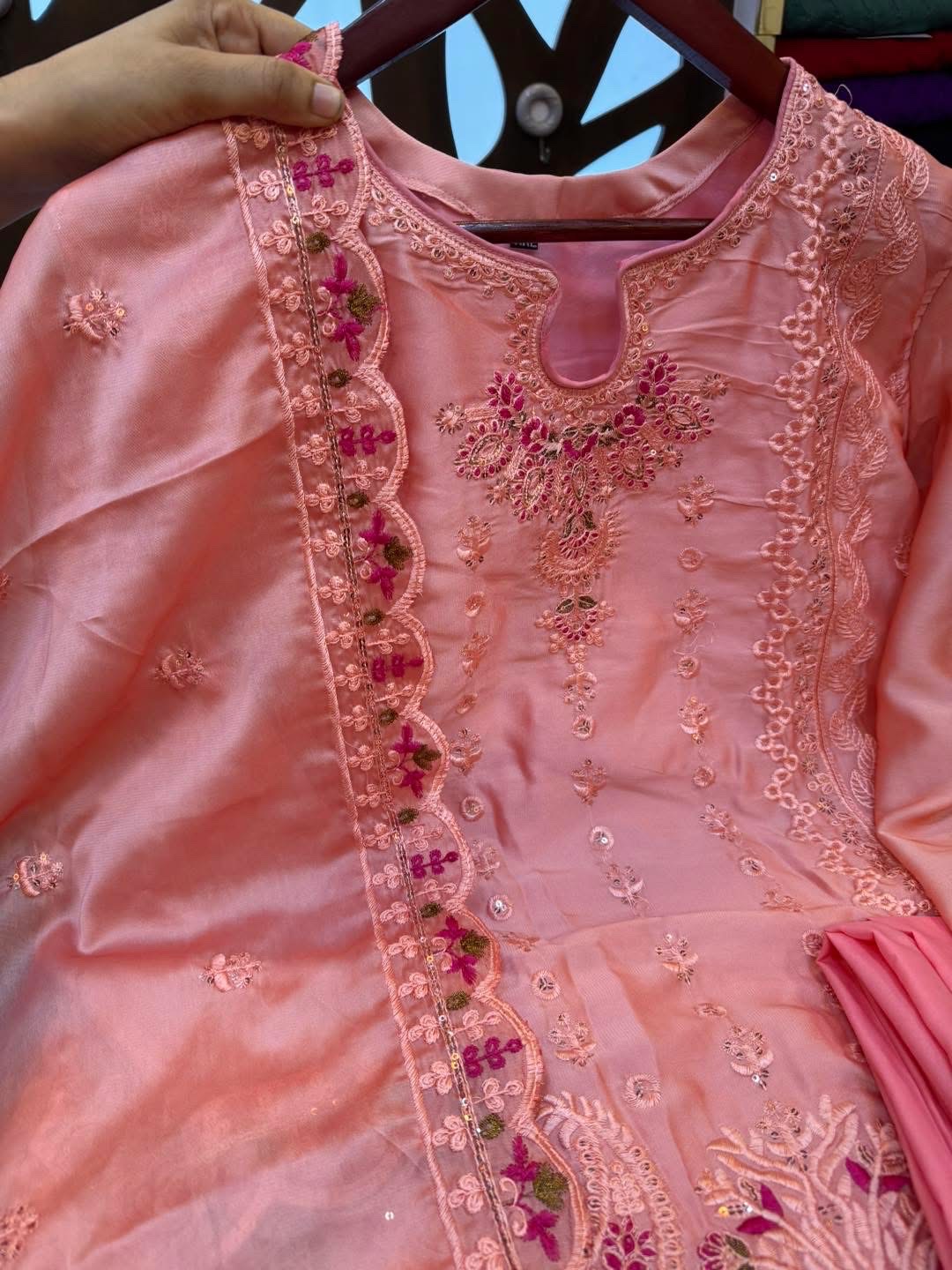 Fascinating Three Piece | Chickenkaari Embroidered | Luxury Lawn - Image 5