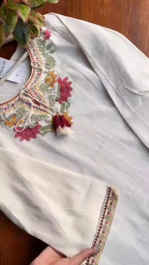 Kashmiri Embrodury Work Cotton Short Kurta - Image 4