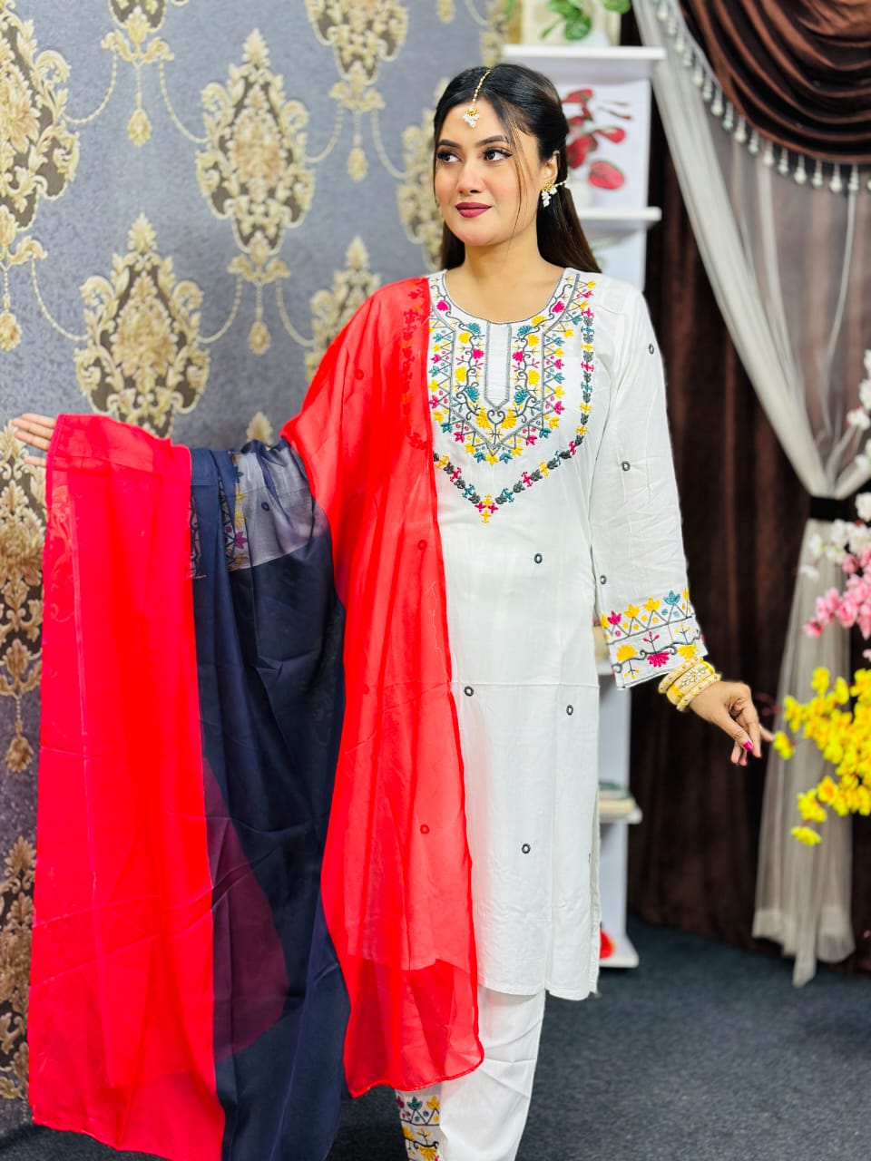 Readymade Three Piece_img_0