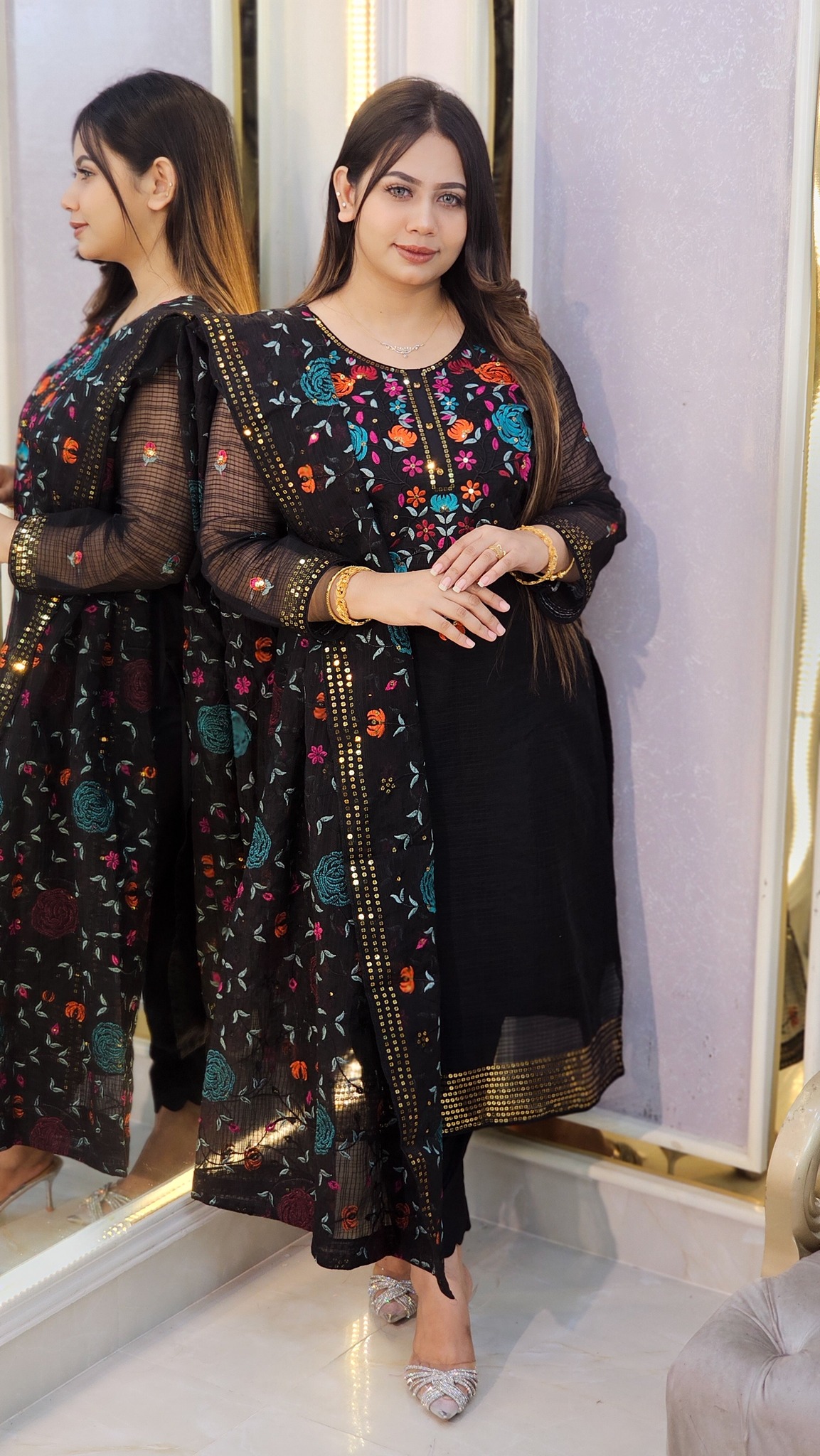 Black Floral Embroidered Dress_img_0