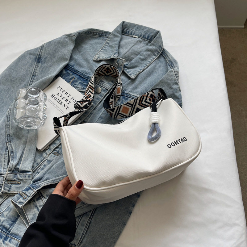 Casual Versatile Niche Bag for Women 2025 New Fashion Wide Shoulder Strap Crossbody Bag Lightweight_img_1