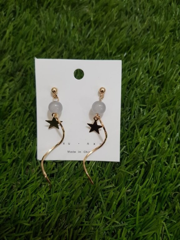 Elegant Leaf Earrings – Nature-Inspired Design for Everyday Style_img_4