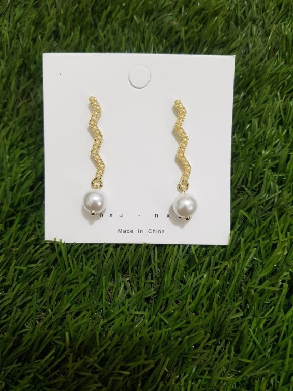 Elegant Leaf Earrings – Nature-Inspired Design for Everyday Style_img_6