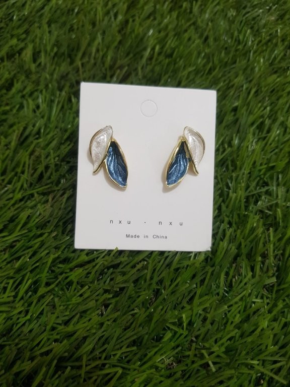 Elegant Leaf Earrings – Nature-Inspired Design for Everyday Style_img_0