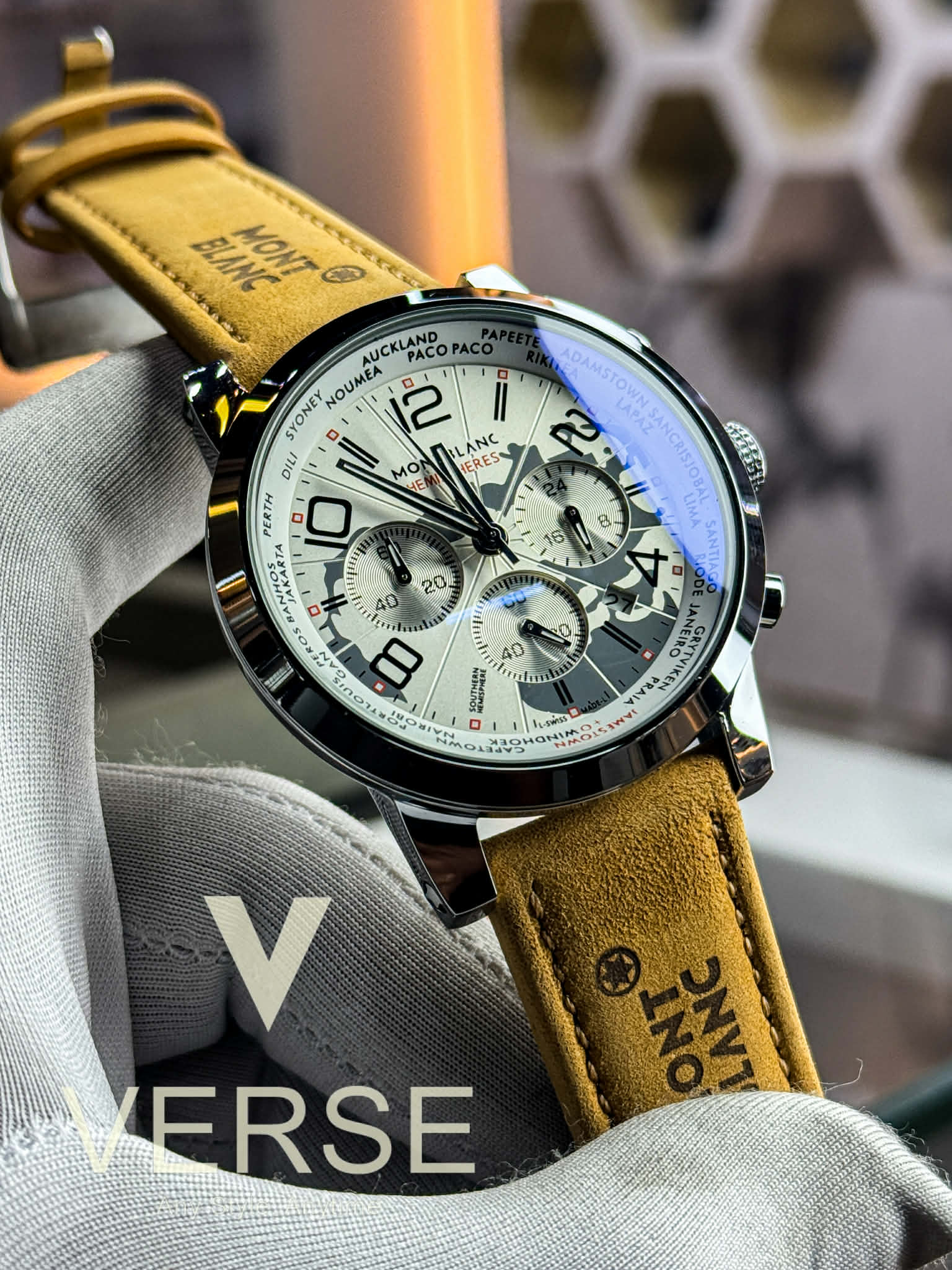 MontBlanc Timewalker Word time Hemisphere_img_1