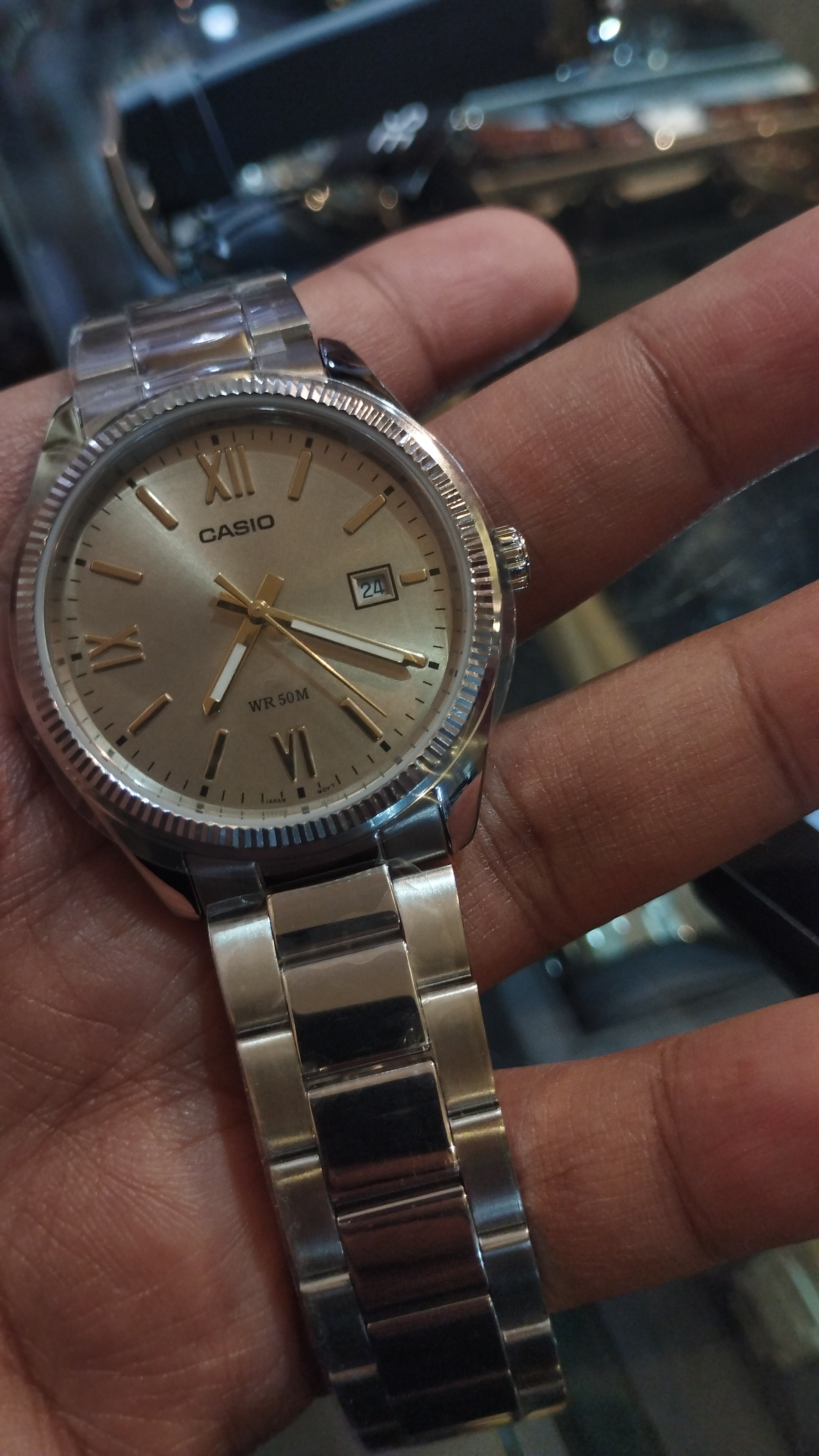 Casio MTP-1302DD-9A Men’s Silver Stainless Steel Watch with Champagne Gold Dial| Casio MTP-1302DD-9A