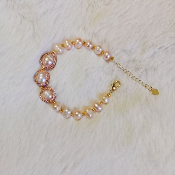 Premium Quality Pearl Adjustable Bracelet