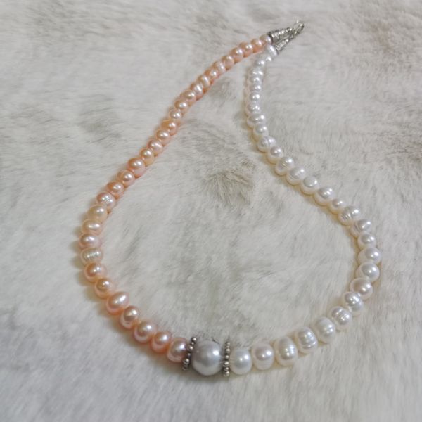 White & Peach Colour pearl One Layer Necklace