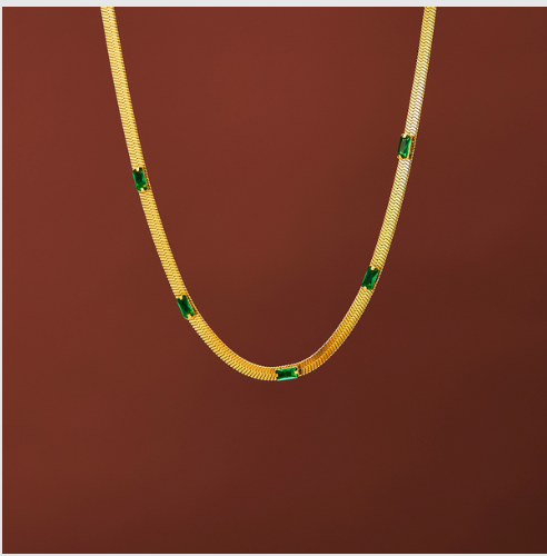 Emerald Zircon Necklace Light Luxury K Gold Design