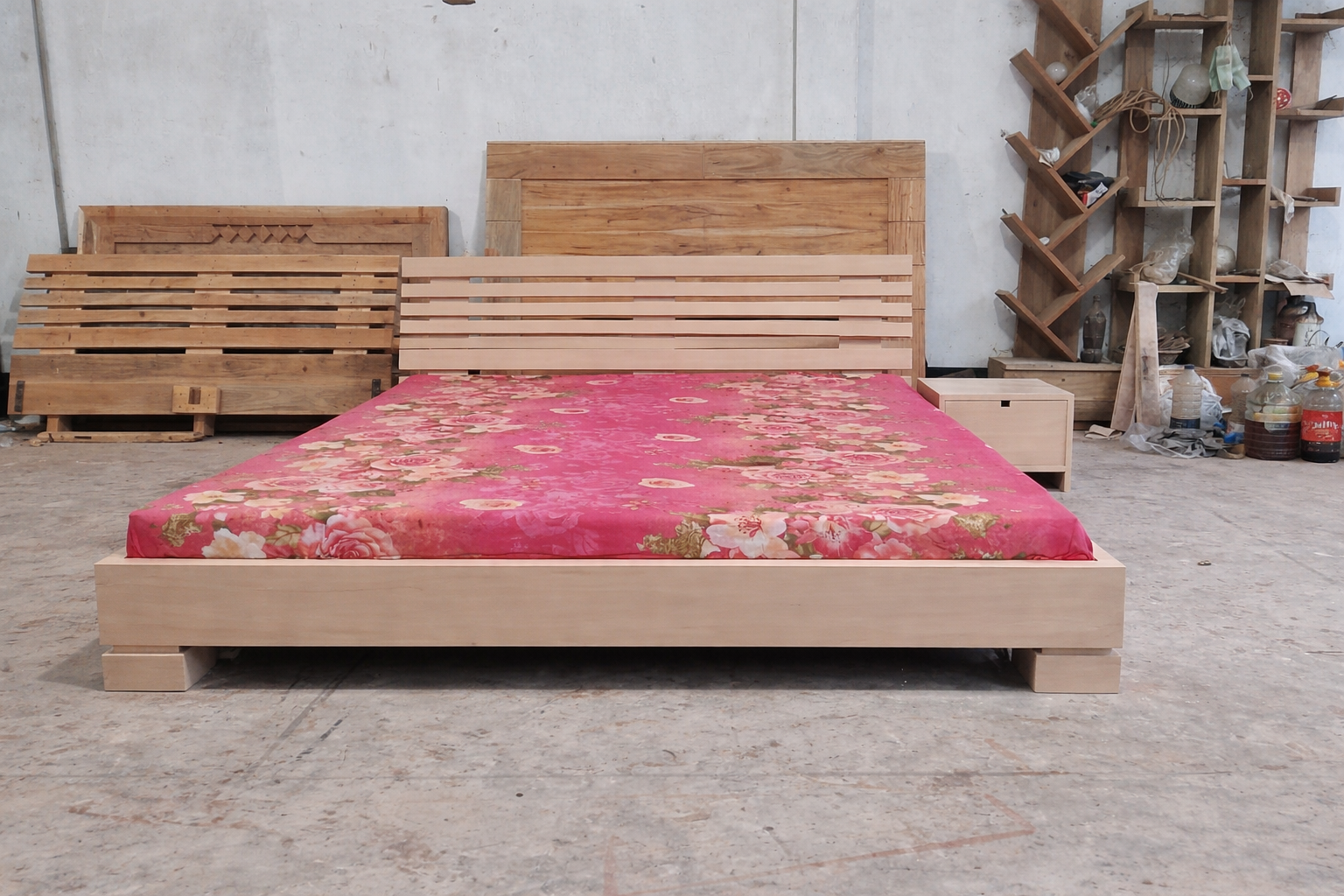 Horizontal Slat Mahogany Wooden Bed WCF-Code-BD-506_img_2