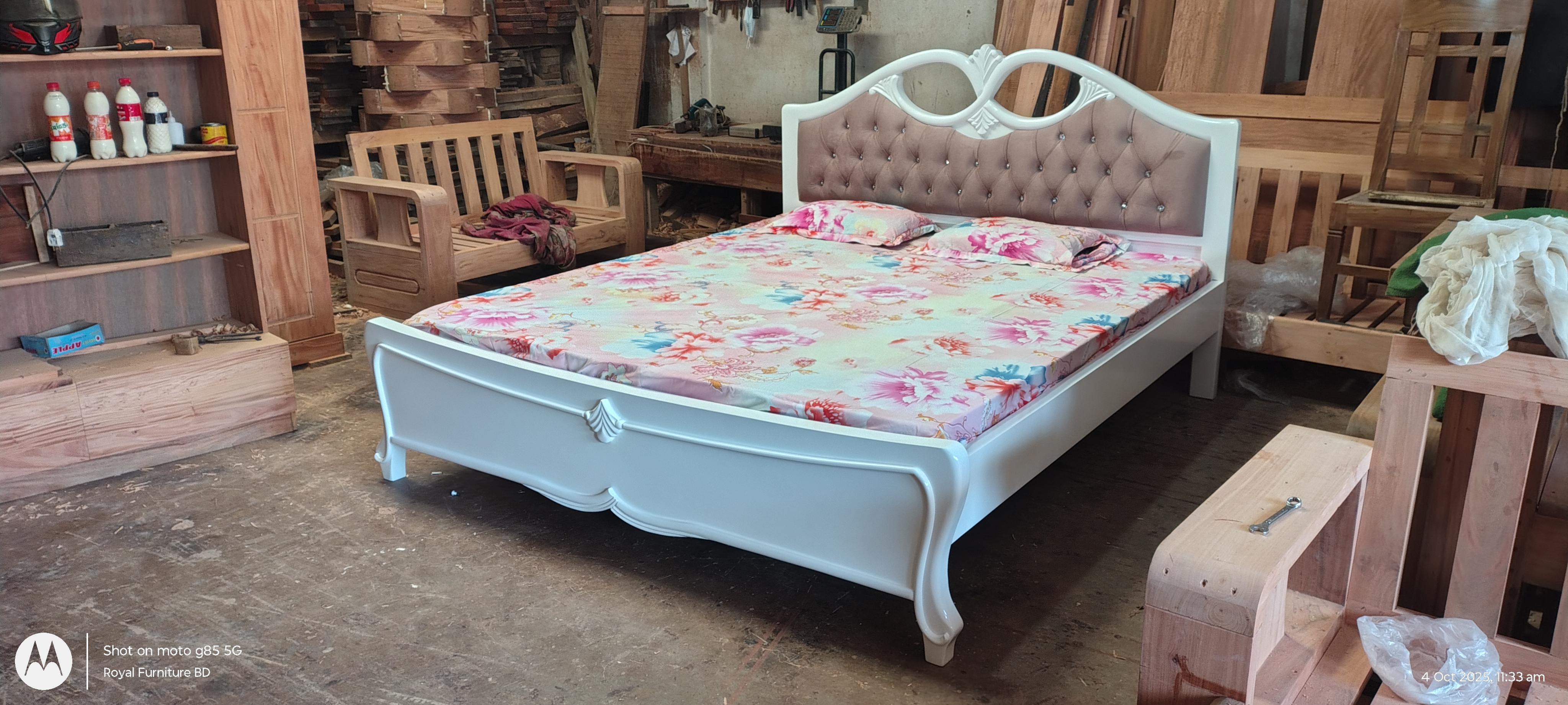 Luxury Upholstered Wooden Bed (Tufted Headboard) | WCF-Code-BD-612_img_2