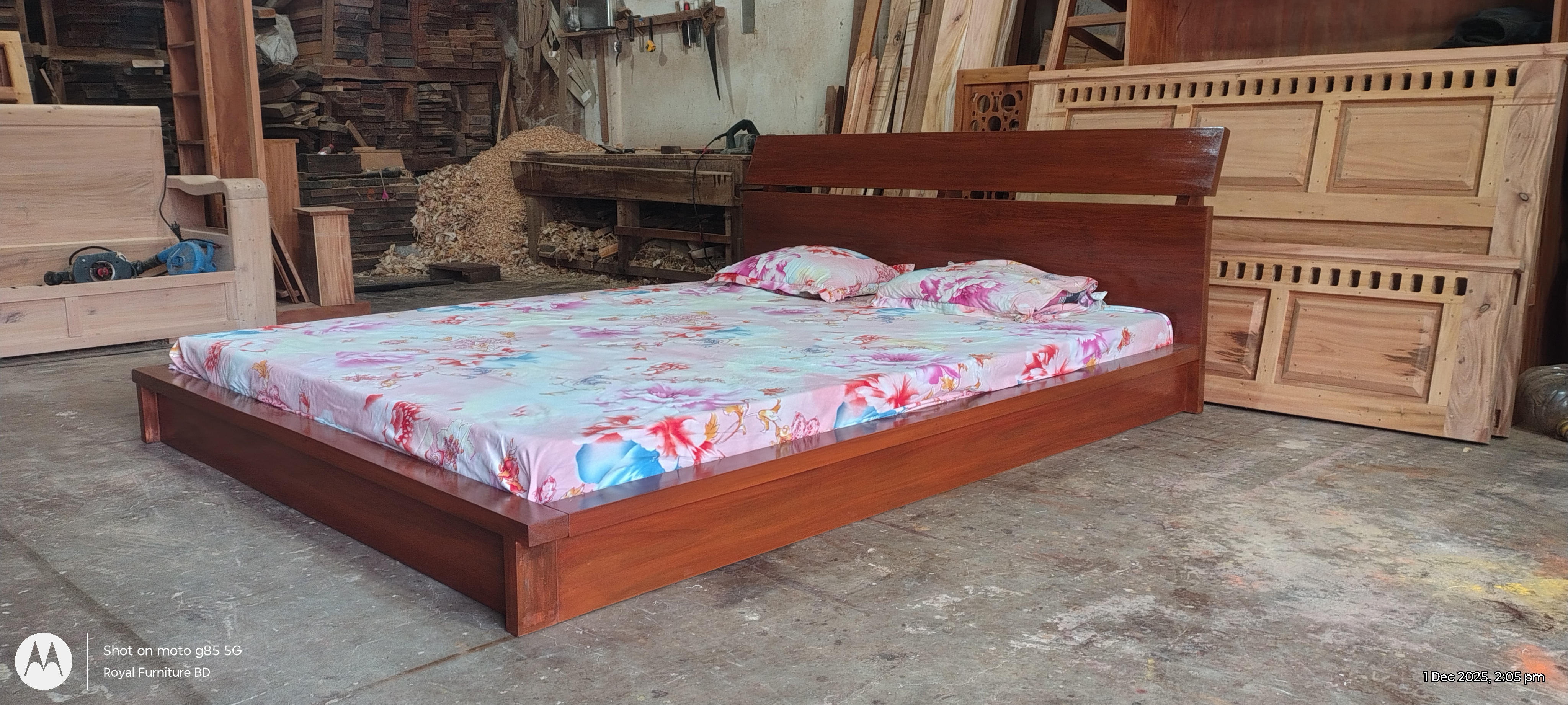 Solid Mahogany Low Height Platform Bed WCF-Code-BD-508_img_3