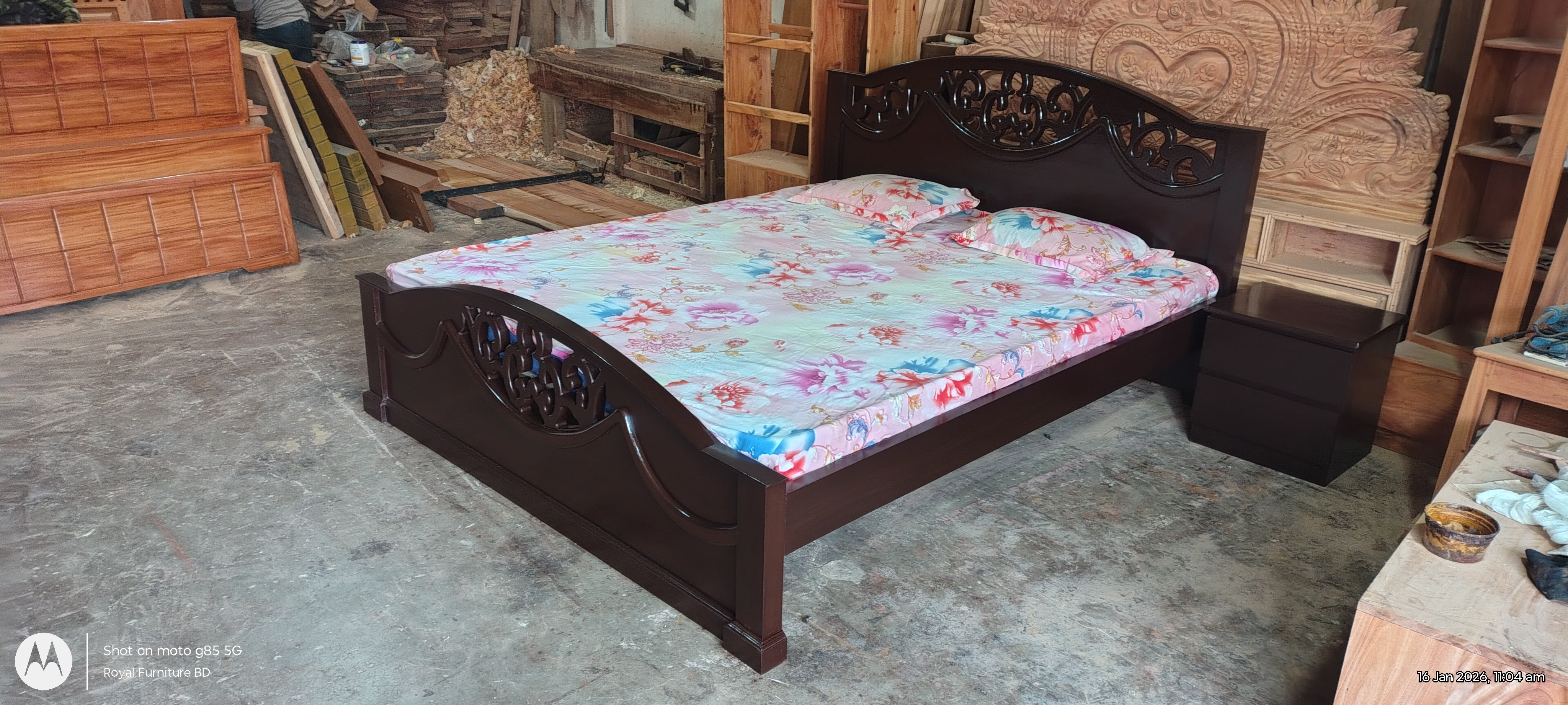Luxury Solid Wooden Bed (Carved Design) | WCF-Code-BD-562_img_0