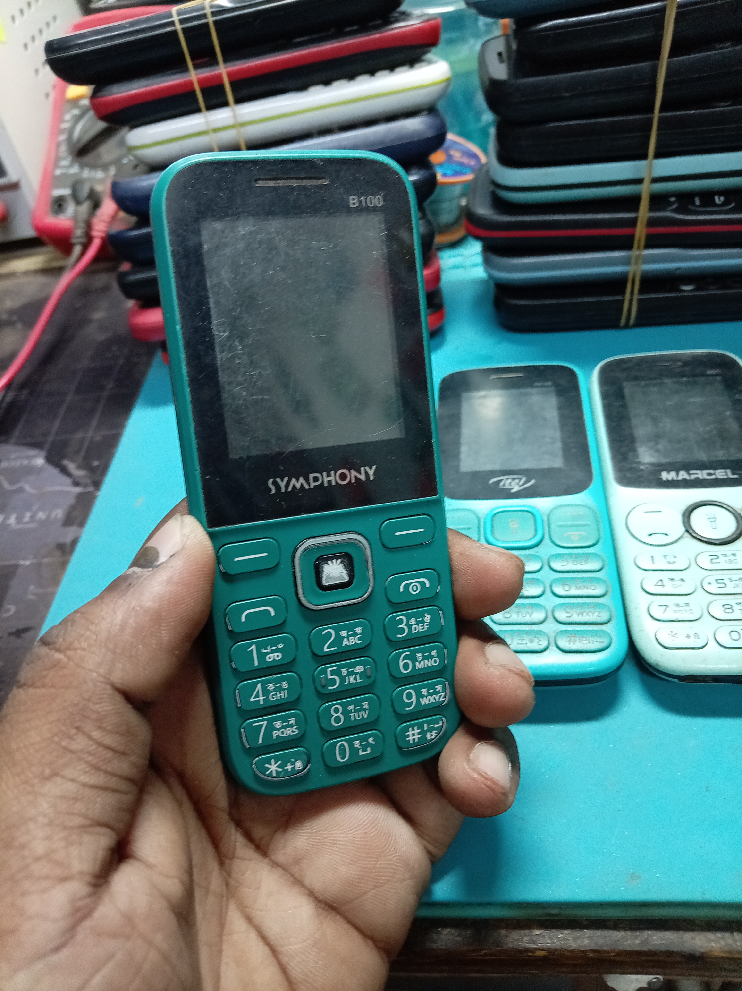 সর্বনিম্ন 10 পিস নিতে হবে। 1.7 সার্বিস করে বিক্রি করতে হবে। ব্যাটারি ছাড়া বিস্তারিত নিচে দেখুন।_img_1