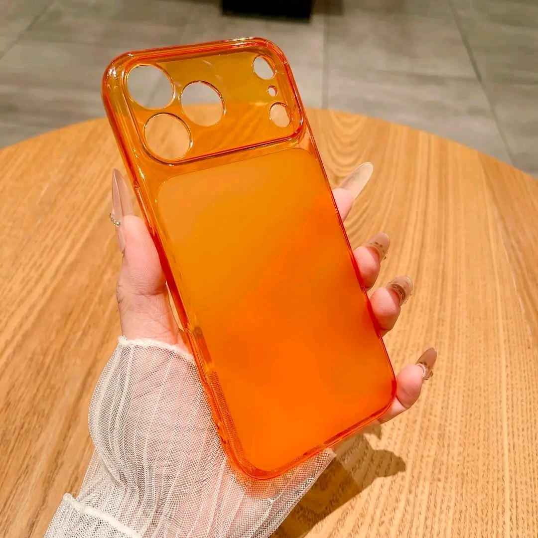 Soft Matte Transparent Camera Cutout Glossy Bumper Case_img_4
