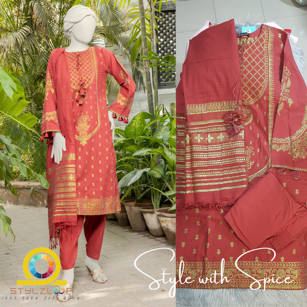 MAROON JACQUARD WOVEN STITCHED 3PC | J.LAWN - Image 1