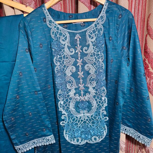 3 piece Luxurious-Embroidered Collection by Tawakkal - Sea Green - Image 5