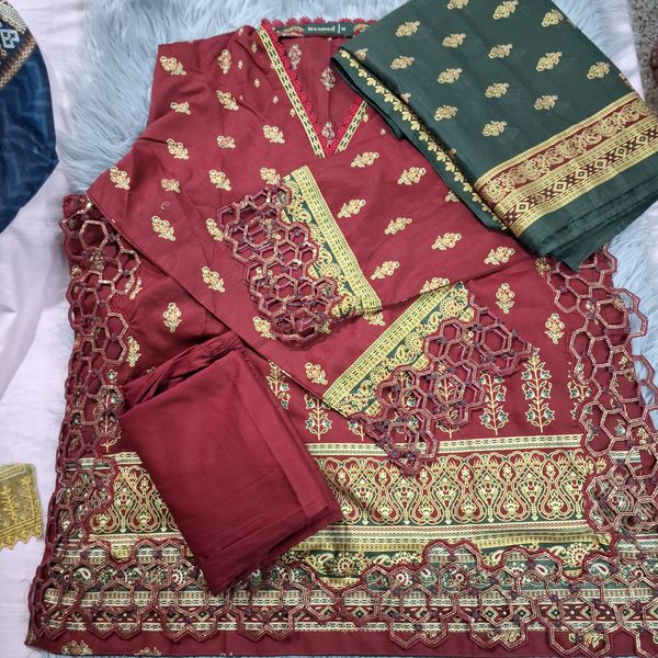 3 PC printed stitched suits with daman organza cutwork | MAROON Bin Saeed Pakistan - Image 2