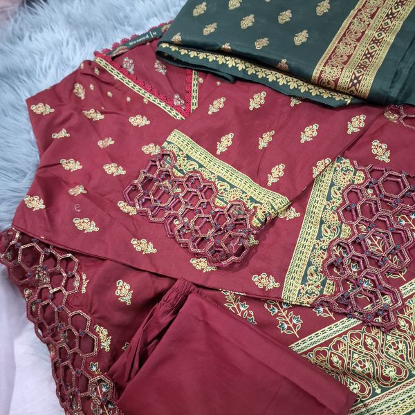 3 PC printed stitched suits with daman organza cutwork | MAROON Bin Saeed Pakistan - Image 4