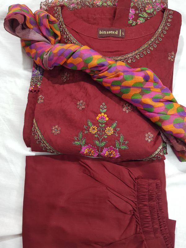 3 Piece Stitched Elegant Lawn Collection | Bin Saeed-Maroon Frock (Imported from Pakistan) - Image 3
