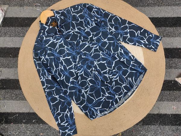 Popcorn fabrication floral print shirt