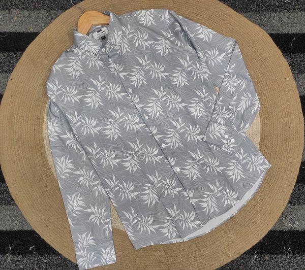 Trendy floral print shirt