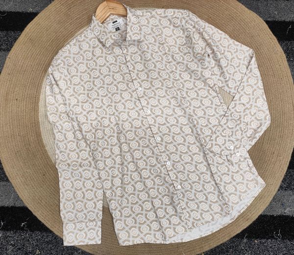 Trendy floral print shirt